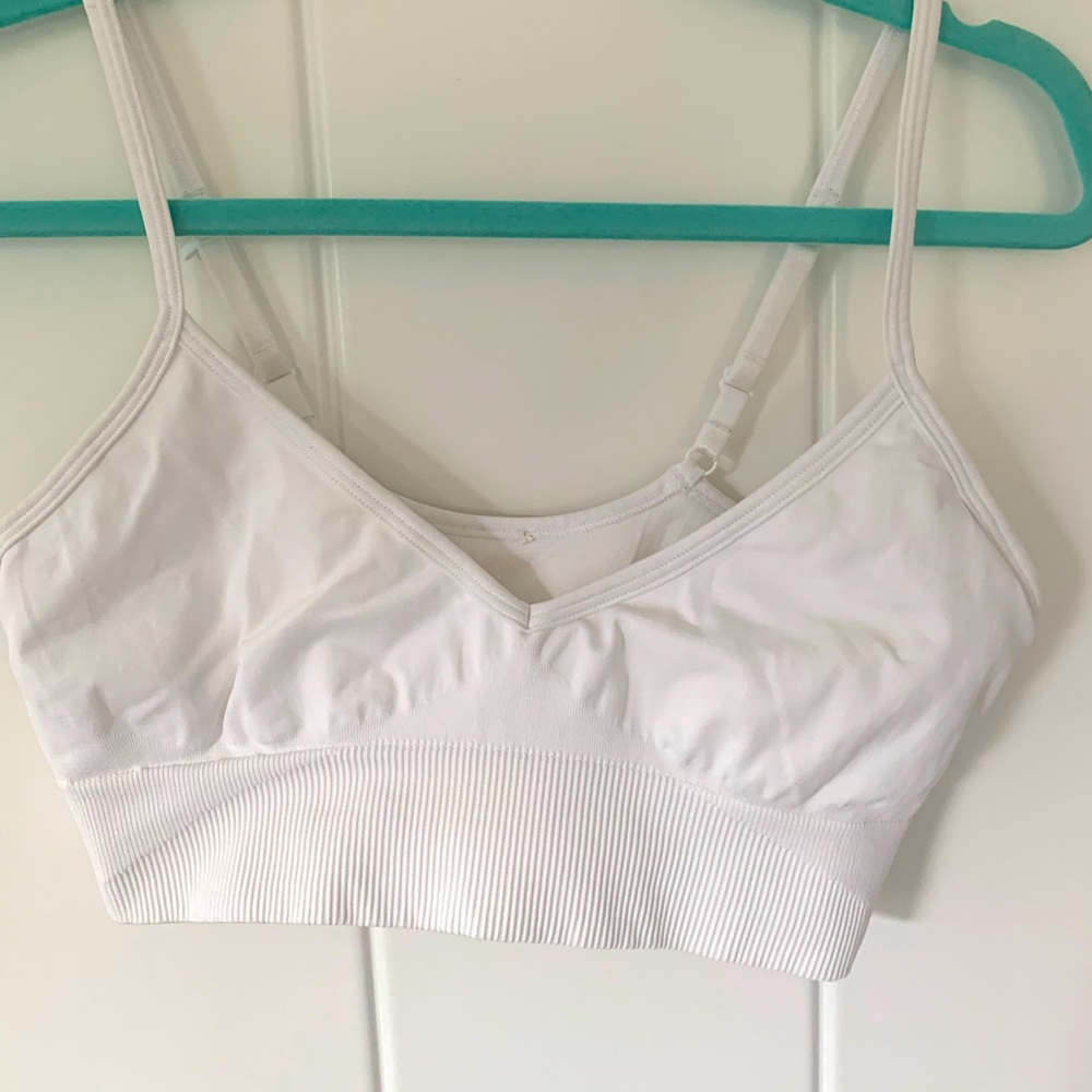 Lululemon ebb to street sports bra